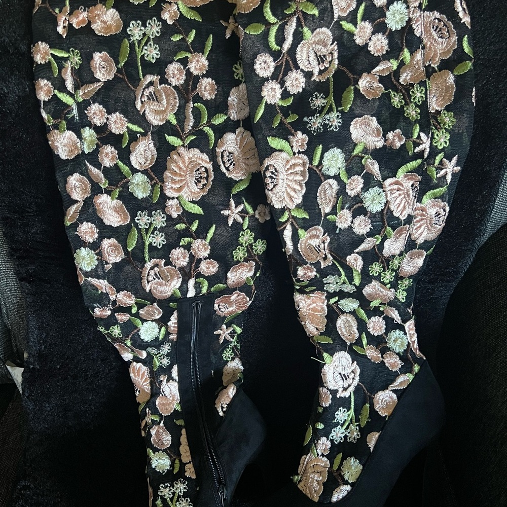 Floral Embroidered Black Heeled Boots